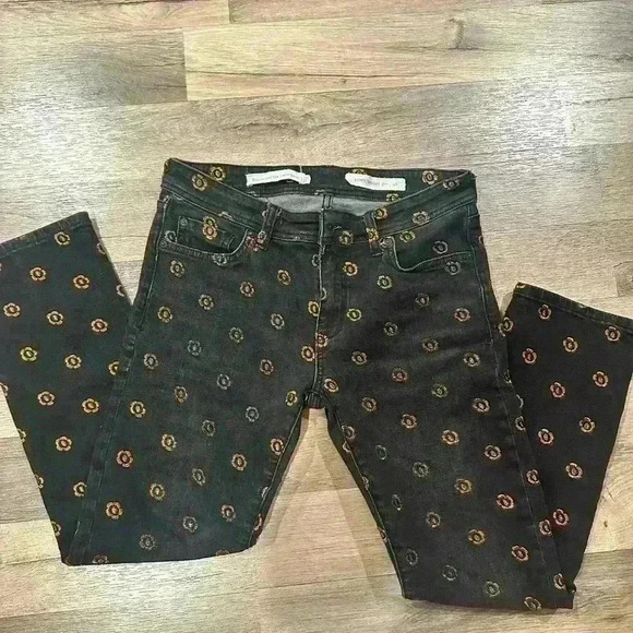 Anthropologie Pilcro Slim Straight Black Jeans with Floral Embroidery - Picture 3 of 11